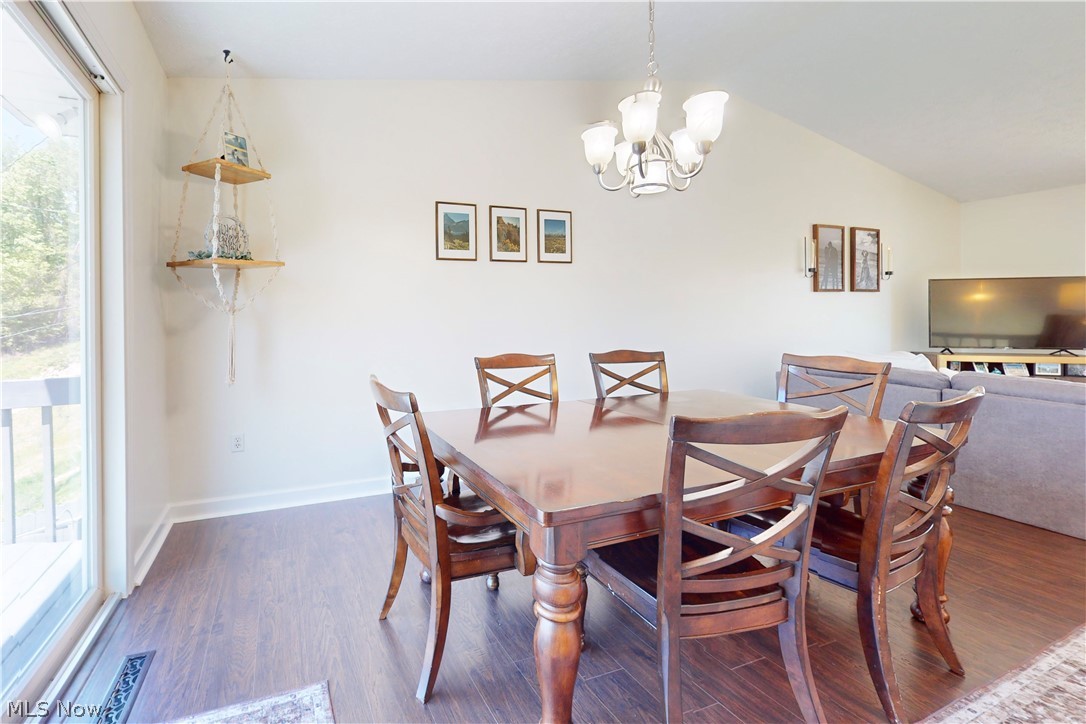 3237 Saint Charles Drive Steubenville OH 43952