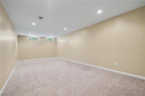 7370 Lacosta Drive Hudson OH 44236