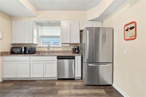 3258 Redwood Road Cleveland Heights OH 44118
