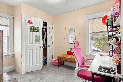 3258 Redwood Road Cleveland Heights OH 44118