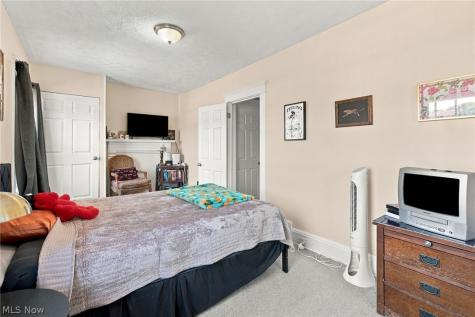 3258 Redwood Road Cleveland Heights OH 44118