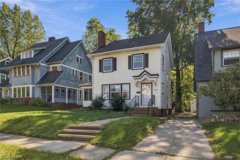 3258 Redwood Road Cleveland Heights OH 44118