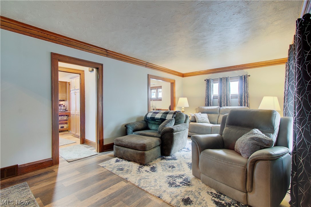 17436 Woodford Avenue Lakewood OH 44107