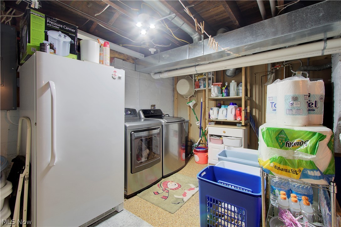 17436 Woodford Avenue Lakewood OH 44107