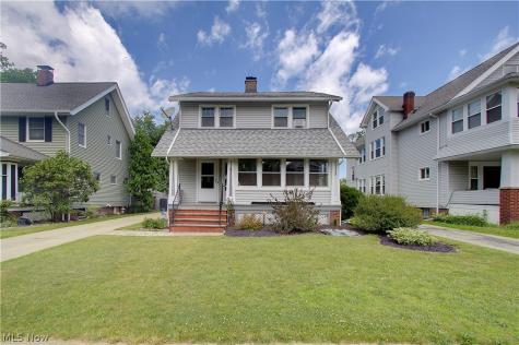 17436 Woodford Avenue Lakewood OH 44107