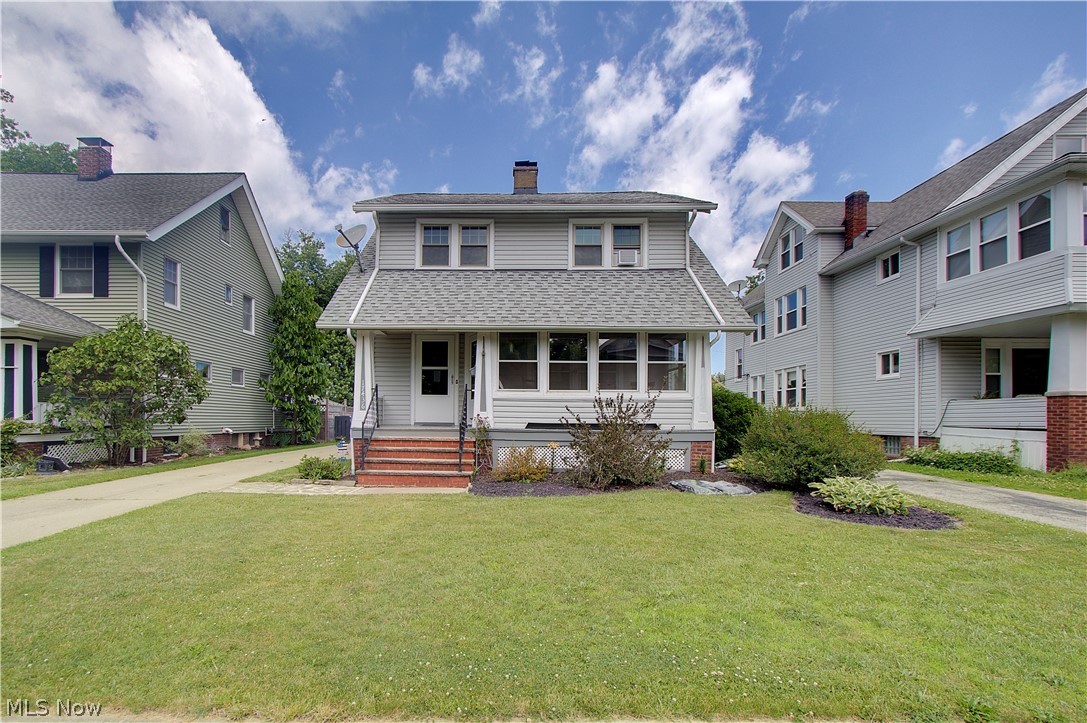 17436 Woodford Avenue Lakewood OH 44107