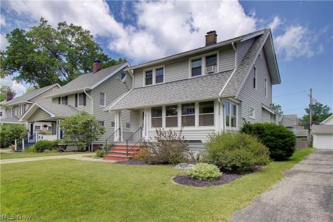 17436 Woodford Avenue Lakewood OH 44107