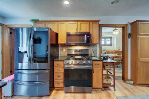 17436 Woodford Avenue Lakewood OH 44107