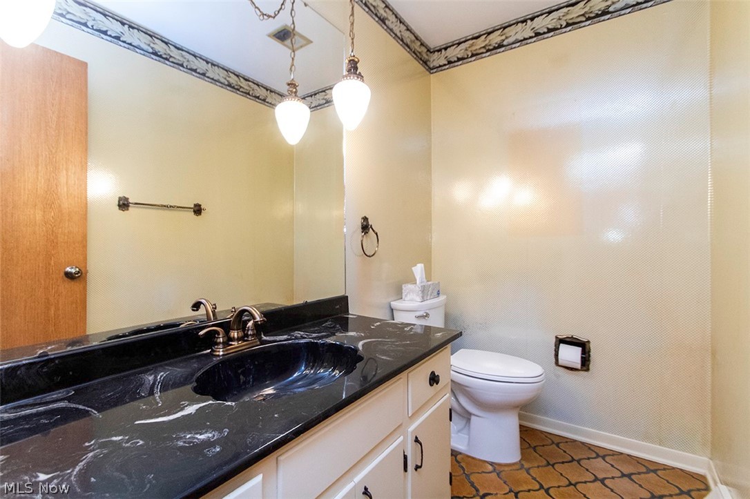 296 Windward Drive Elyria OH 44035