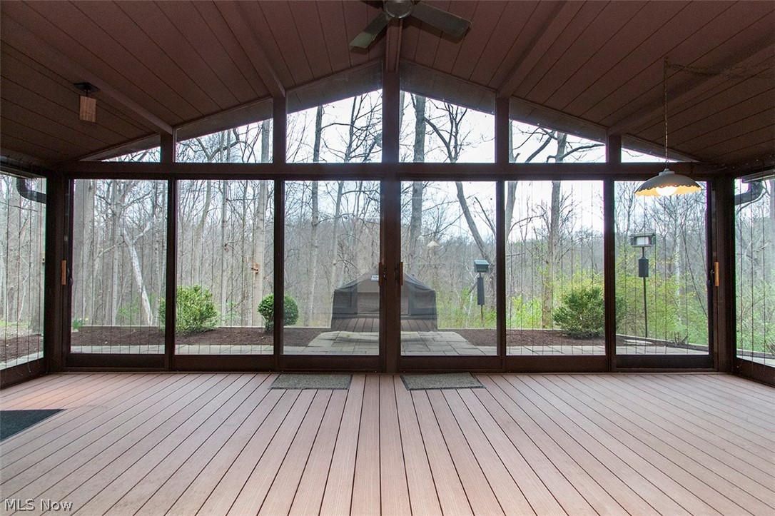 296 Windward Drive Elyria OH 44035