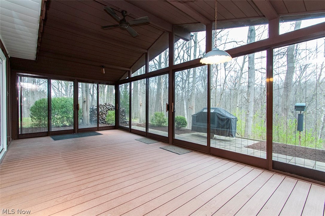 296 Windward Drive Elyria OH 44035