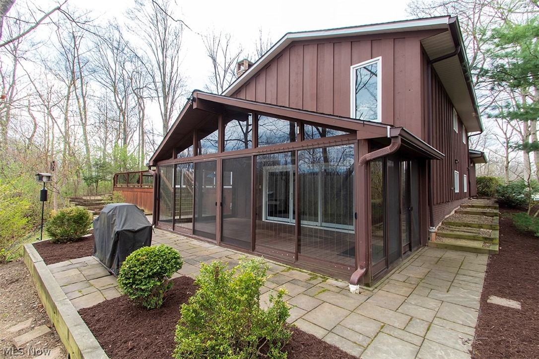 296 Windward Drive Elyria OH 44035
