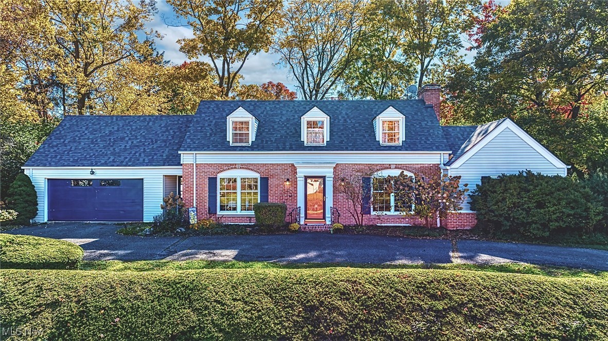 962 Newport Road Akron OH 44303