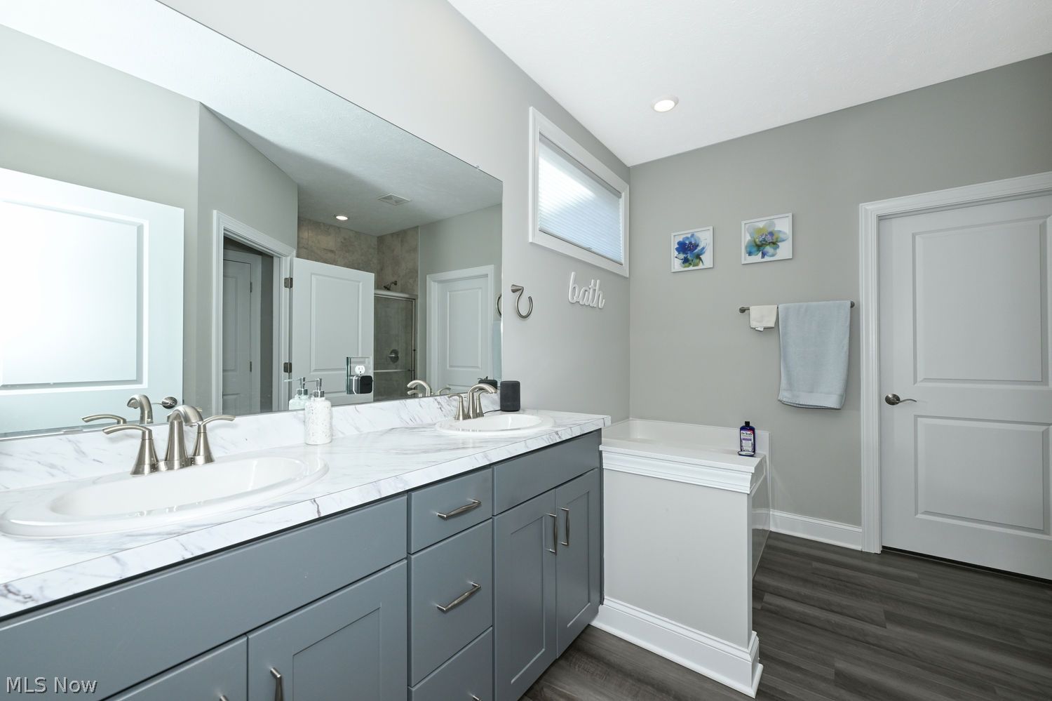 26542 Daisy Lane Olmsted Falls OH 44138