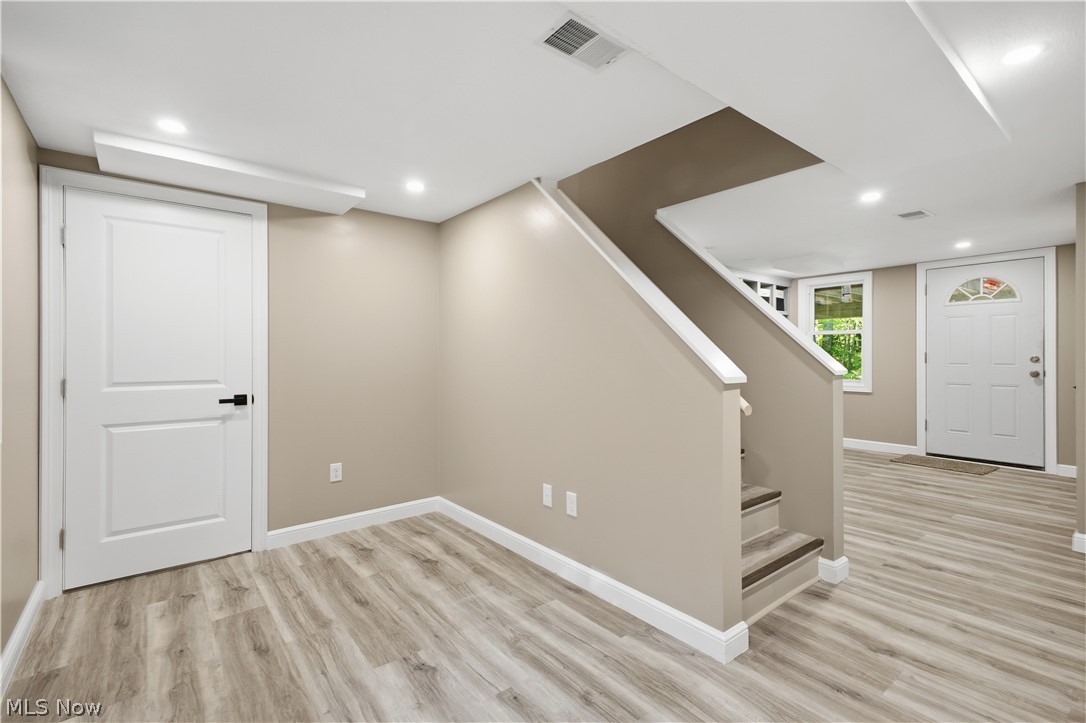 17366 Market Street Lake Milton OH 44429