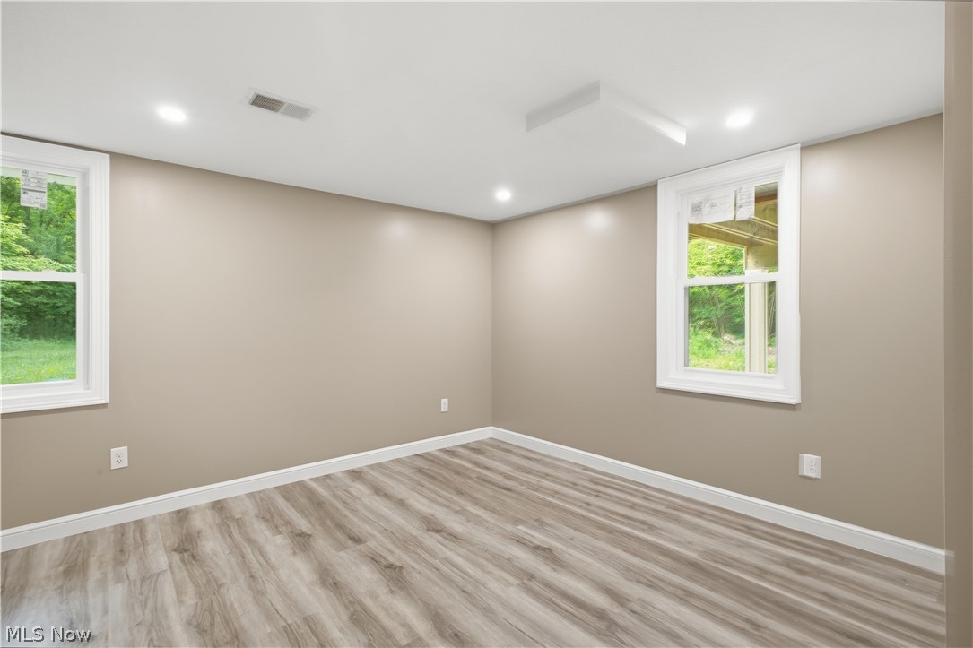 17366 Market Street Lake Milton OH 44429
