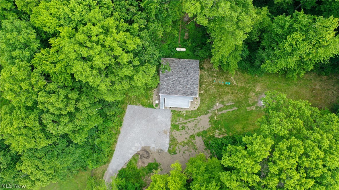 17366 Market Street Lake Milton OH 44429