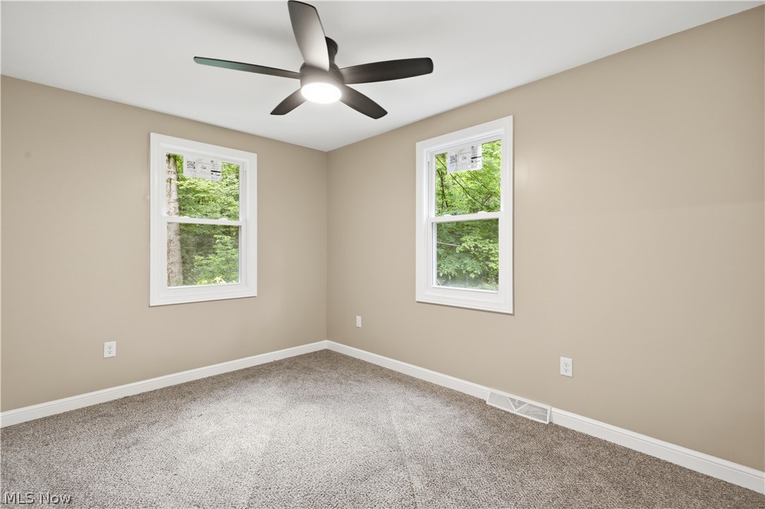 17366 Market Street Lake Milton OH 44429