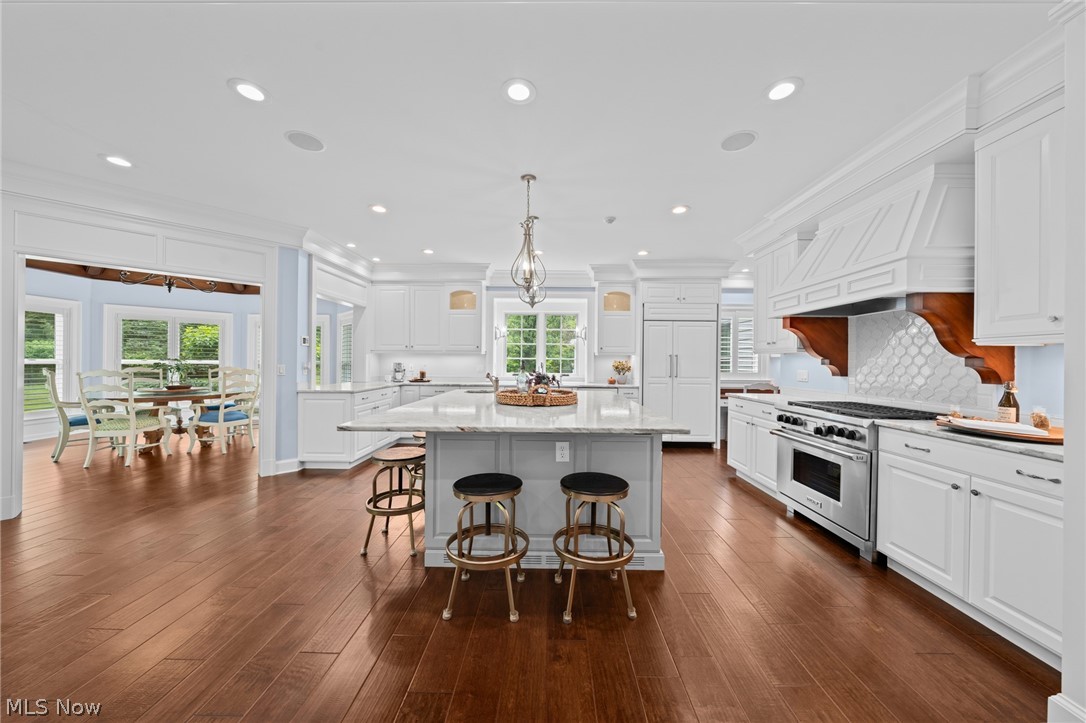 17399 Lookout Drive Chagrin Falls OH 44023