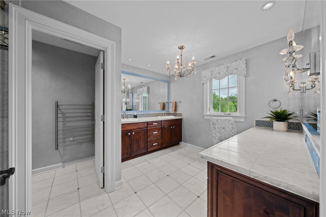 17399 Lookout Drive Chagrin Falls OH 44023