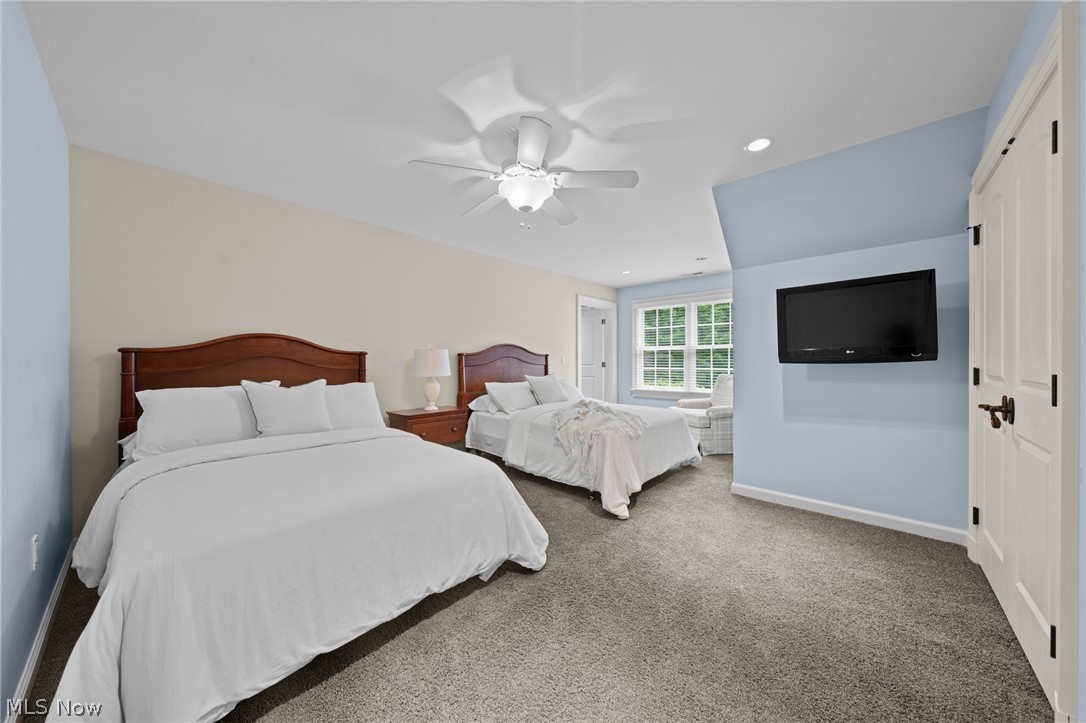 17399 Lookout Drive Chagrin Falls OH 44023