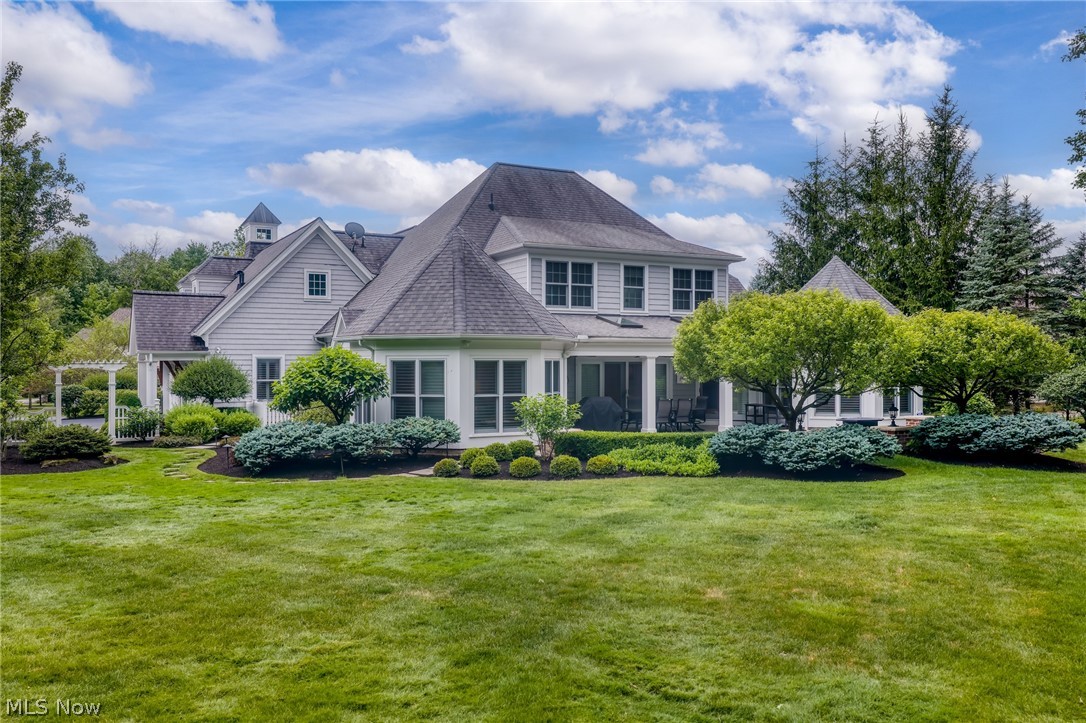 17399 Lookout Drive Chagrin Falls OH 44023