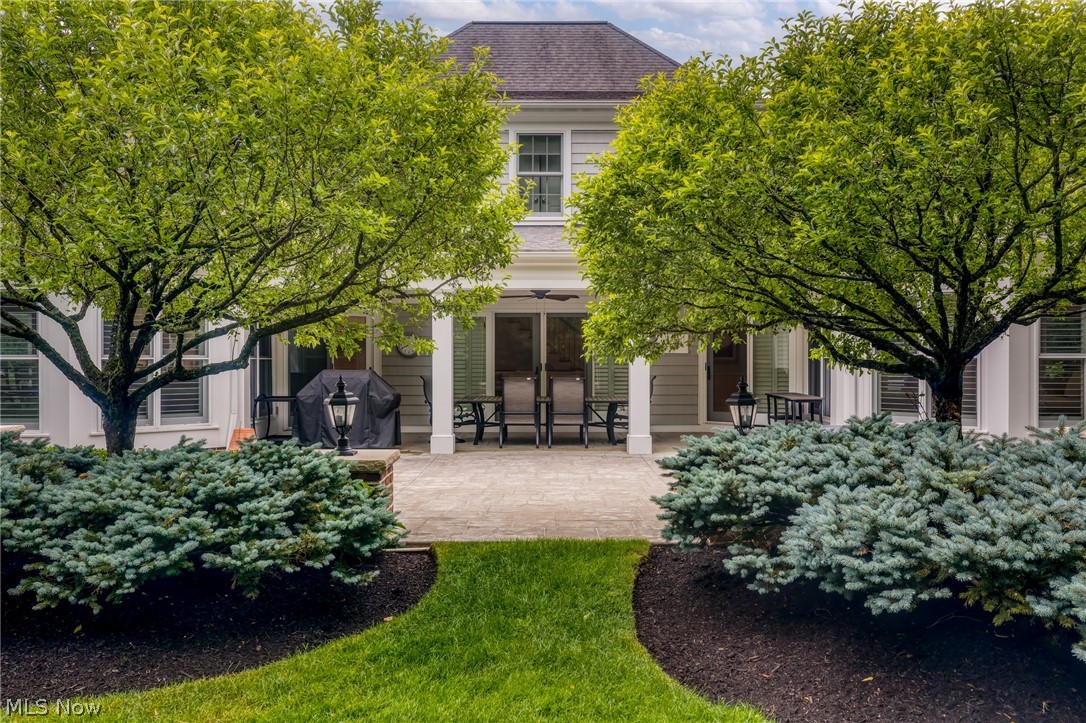 17399 Lookout Drive Chagrin Falls OH 44023