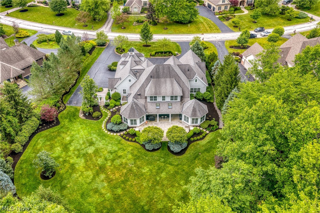 17399 Lookout Drive Chagrin Falls OH 44023