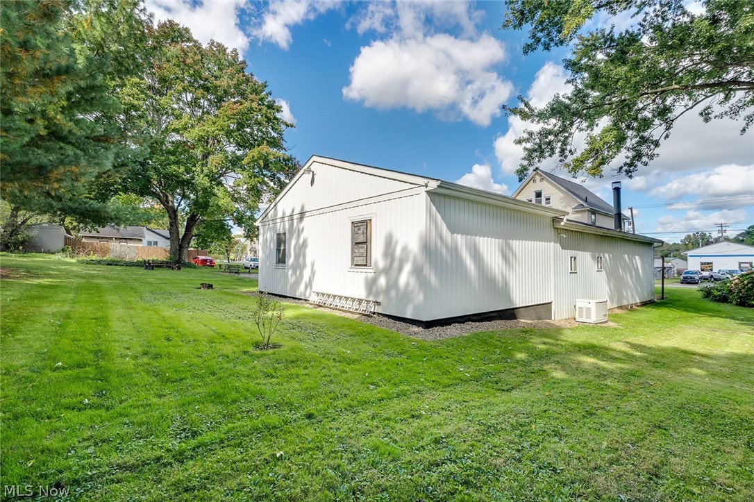 963 W State Street Salem OH 44460