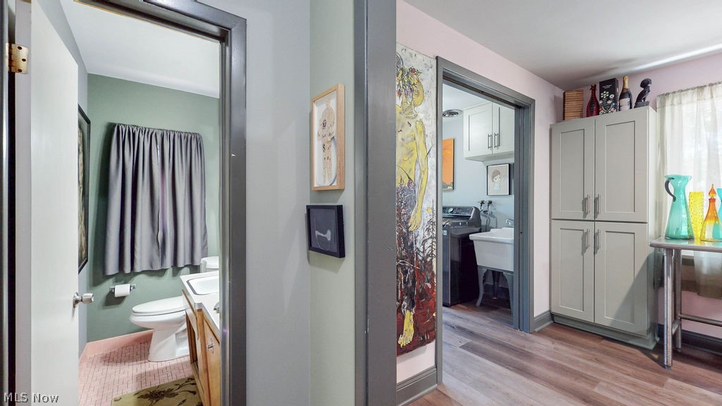 1896 Dunellon Drive Lyndhurst OH 44124