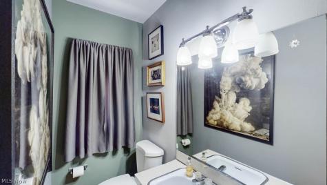 1896 Dunellon Drive Lyndhurst OH 44124