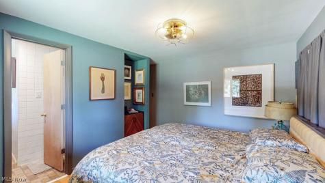 1896 Dunellon Drive Lyndhurst OH 44124