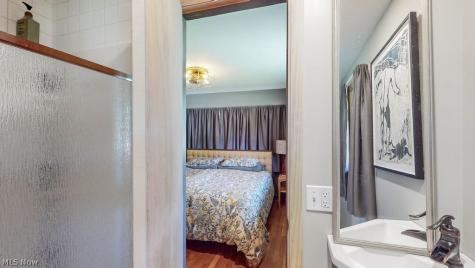 1896 Dunellon Drive Lyndhurst OH 44124