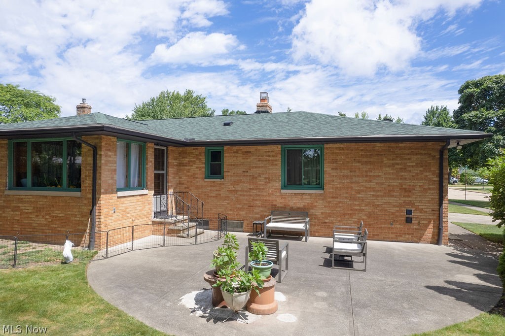 1896 Dunellon Drive Lyndhurst OH 44124