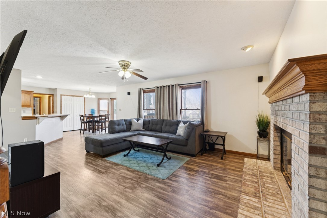 310 Carol Lane Elyria OH 44035