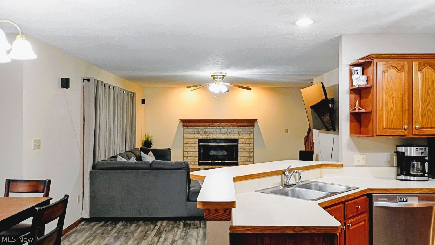 310 Carol Lane Elyria OH 44035
