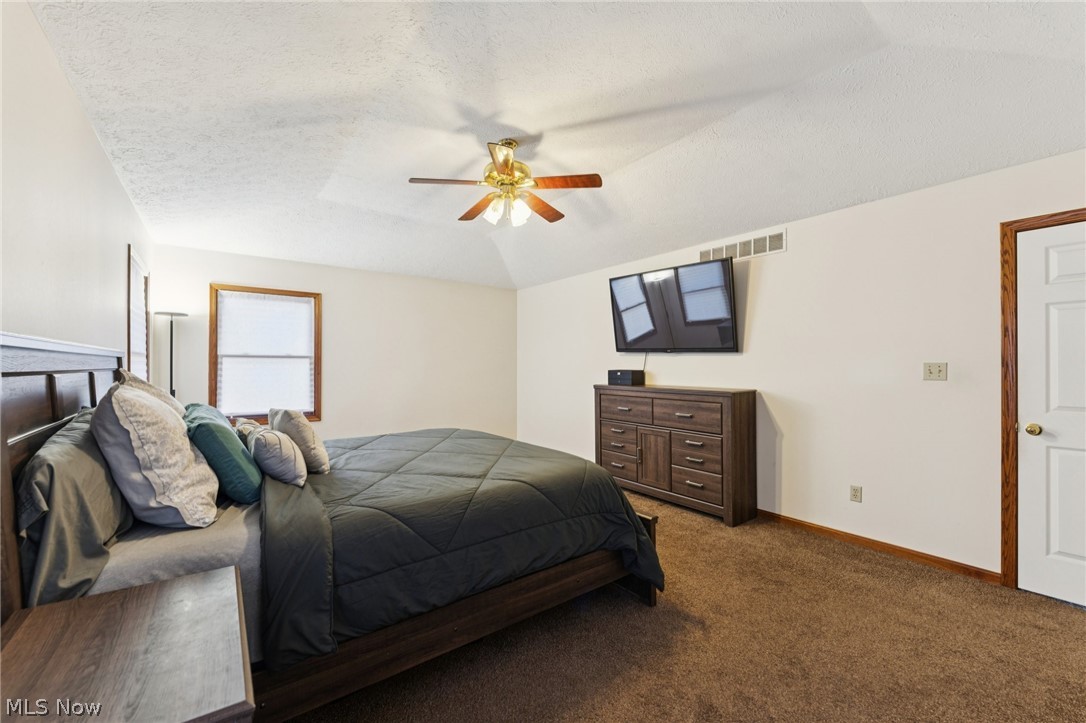 310 Carol Lane Elyria OH 44035