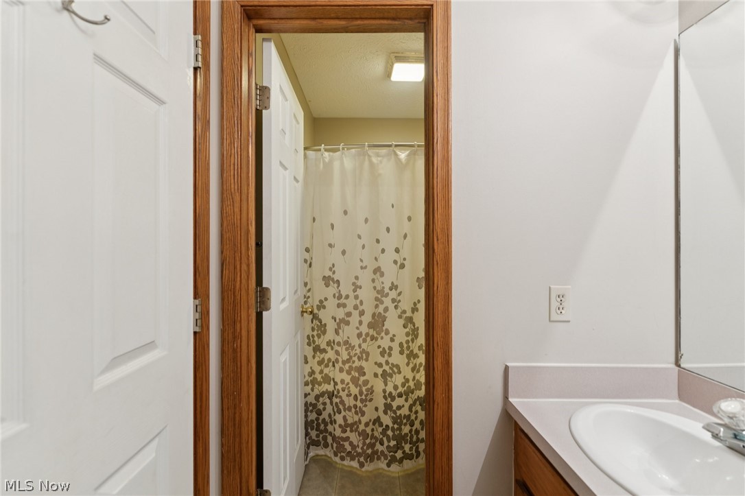 310 Carol Lane Elyria OH 44035