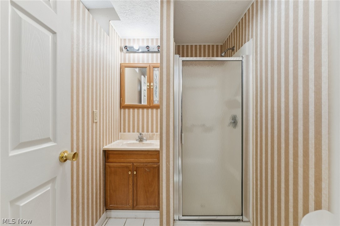 310 Carol Lane Elyria OH 44035