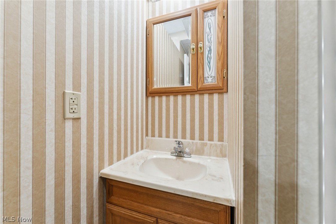 310 Carol Lane Elyria OH 44035