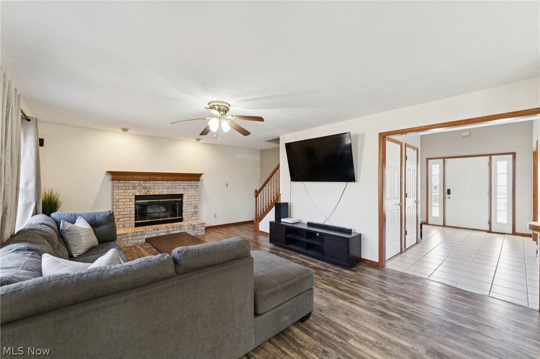 310 Carol Lane Elyria OH 44035