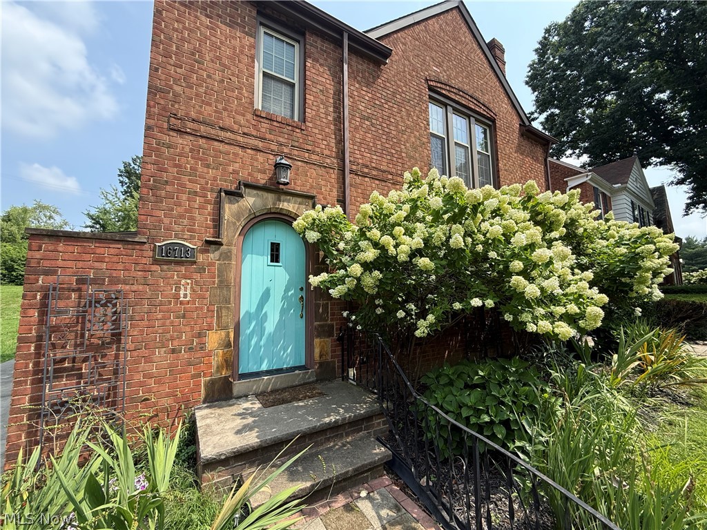 16713 Lomond Boulevard Shaker Heights OH 44120