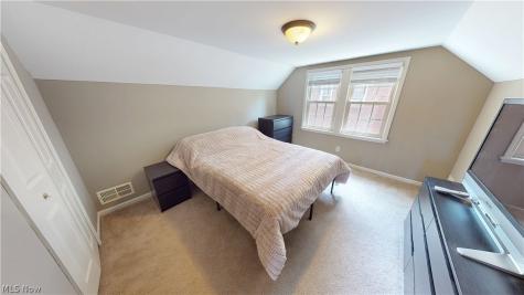 16713 Lomond Boulevard Shaker Heights OH 44120