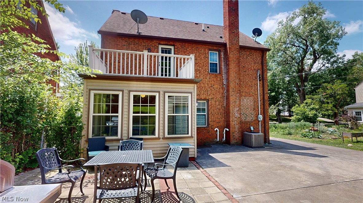 16713 Lomond Boulevard Shaker Heights OH 44120