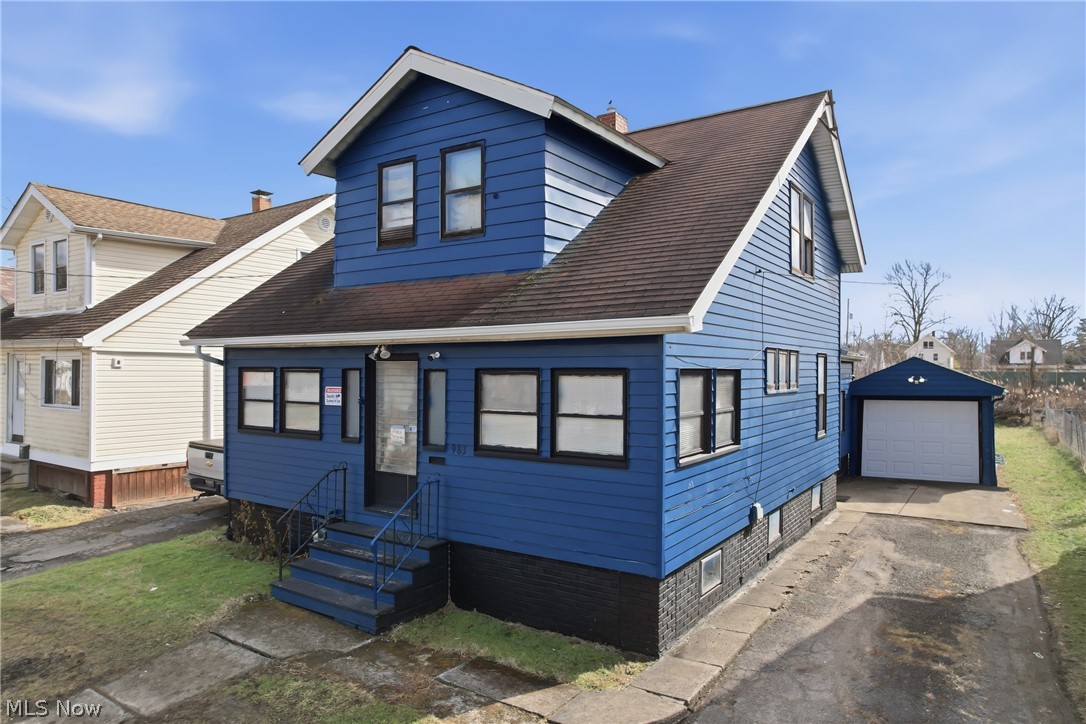 983 Garden Street NW Warren OH 44485
