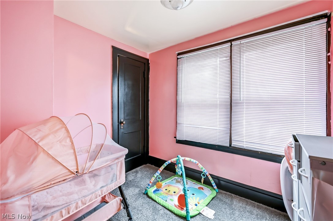 983 Garden Street NW Warren OH 44485