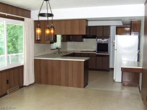 166 W Garwood Drive Tallmadge OH 44278