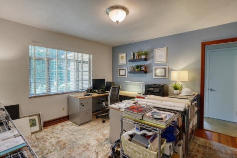 301 Breezewood Drive Bay Village OH 44140