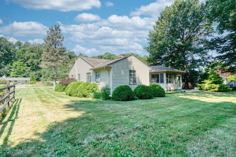 301 Breezewood Drive Bay Village OH 44140