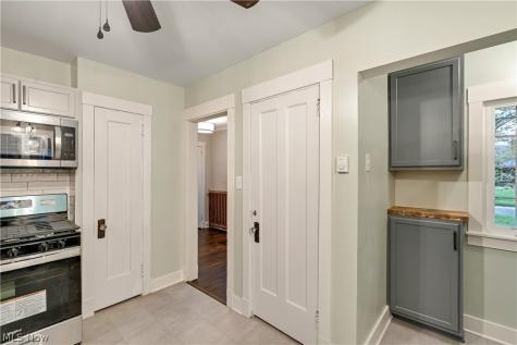 443 Madera Avenue Youngstown OH 44504